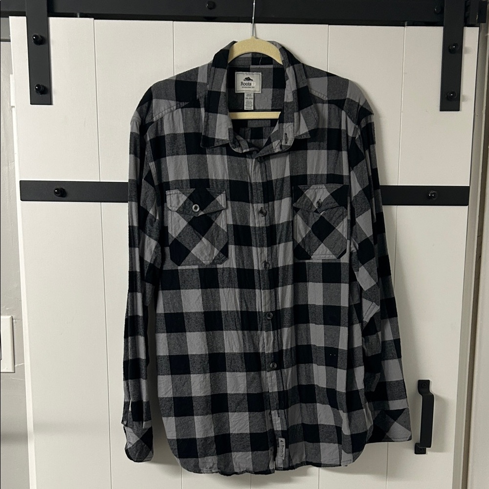 Roots 100% cotton plaid button up shirt